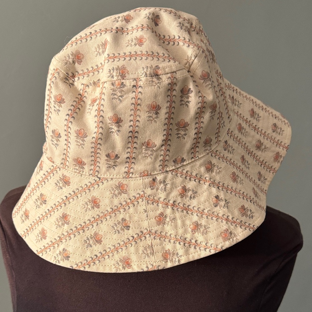 Loeffler Randall NY Floral Beige Bucket Hat
